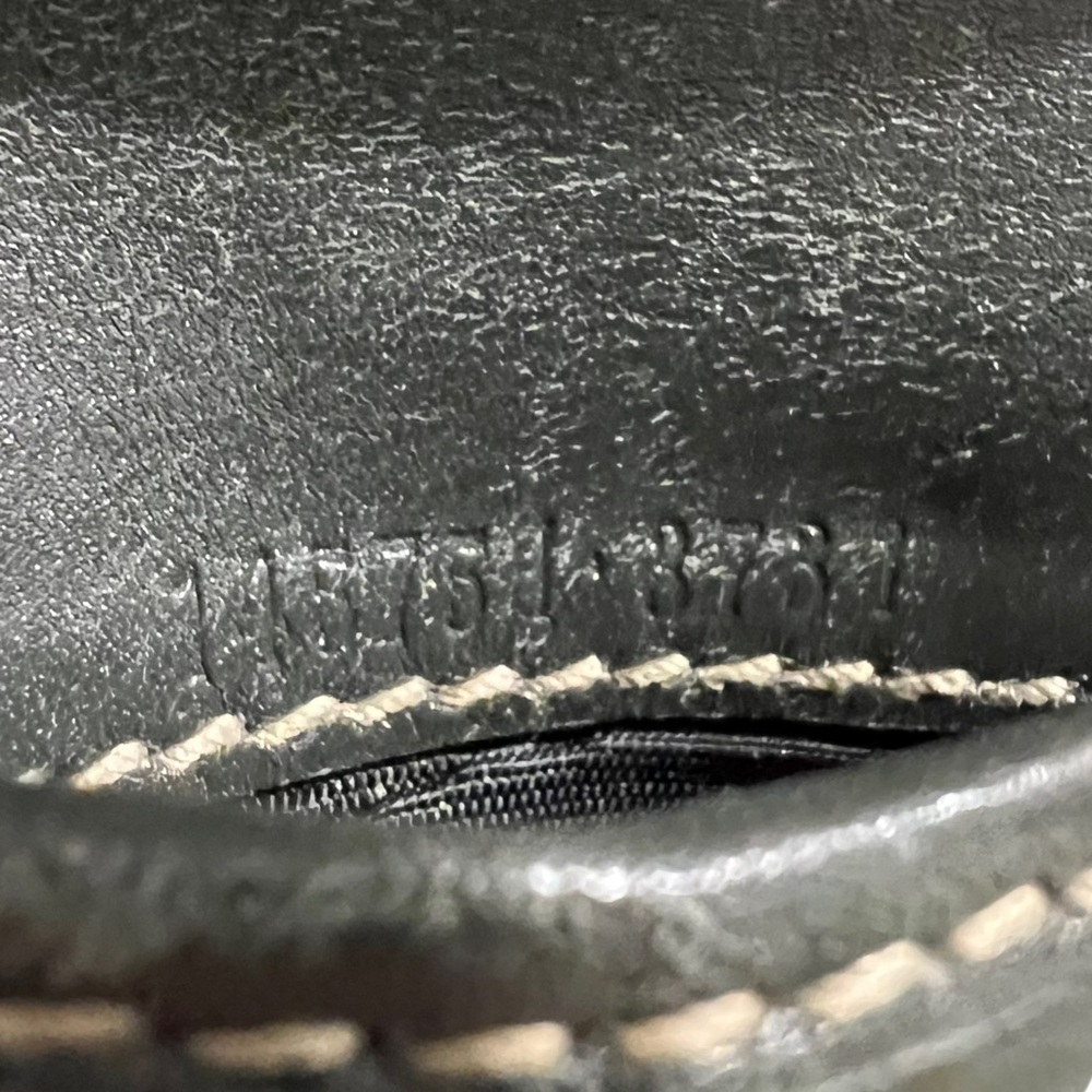 Gucci Leather Monogram Bifold Wallet - Picture 5 of 6